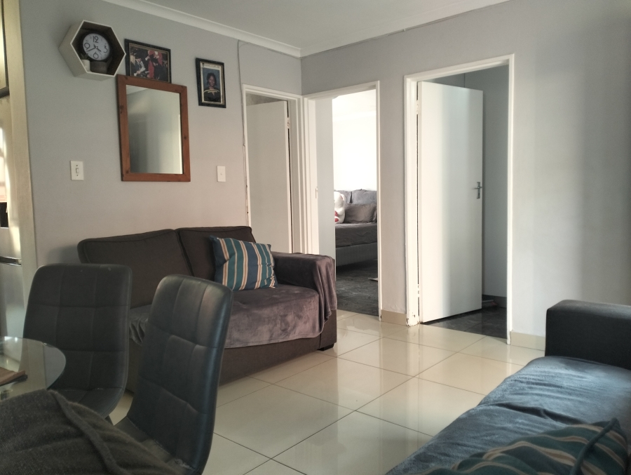 2 Bedroom Property for Sale in Wynberg Western Cape
